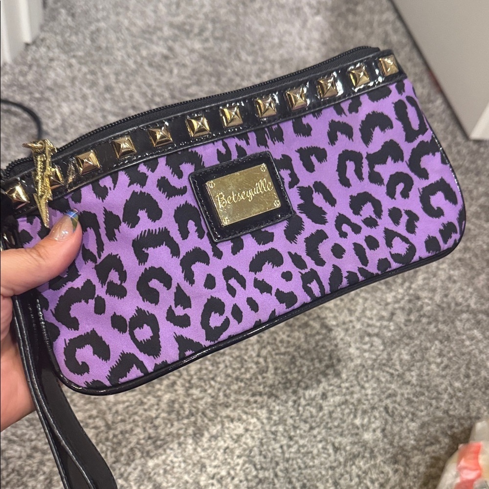 Purple Leopard Print Wristlet Clutch Betseyville wallet bag pouch designer - Picture 5 of 9